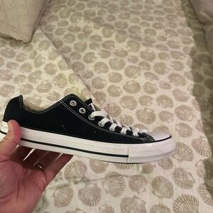 Converse Chuck Taylor All Star Low  Sneakers men’s 9 women’s 11. New no box!